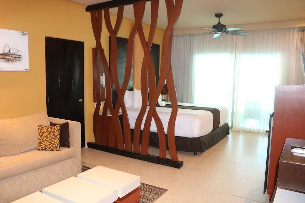 Generations Riviera Maya Family Resort Catamaran, Water Park & More Inclusive Puerto Morelos Ngoại thất bức ảnh